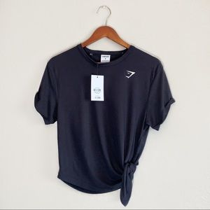 GYMSHARK ESSENTIAL TEE IN BLACK